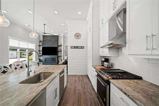 $525,000 | 170 Fowler Street, Unit 100, Woodstock, GA 30188