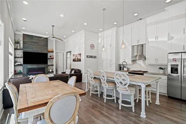 $525,000 | 170 Fowler Street, Unit 100, Woodstock, GA 30188