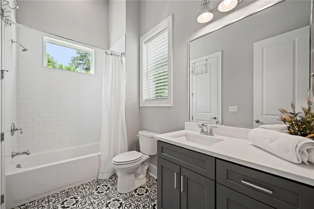 $525,000 | 170 Fowler Street, Unit 100, Woodstock, GA 30188