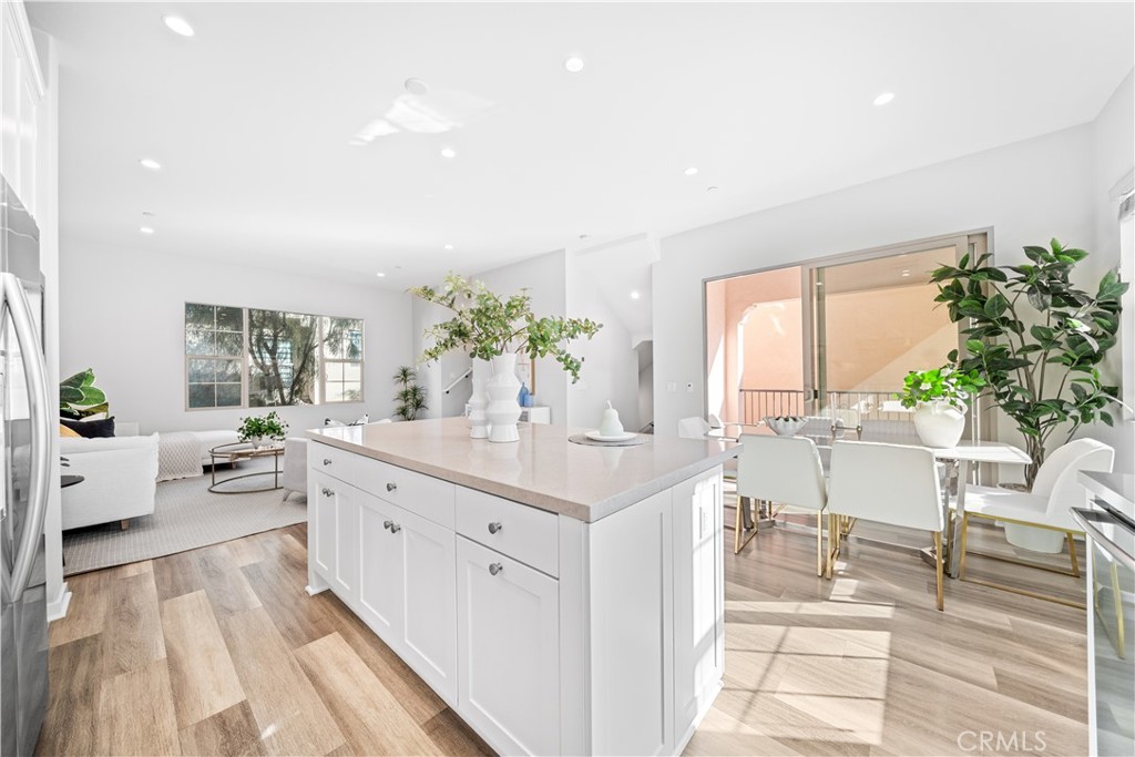 206 Milky Way Irvine, CA 92618 - Photo 11 of 57