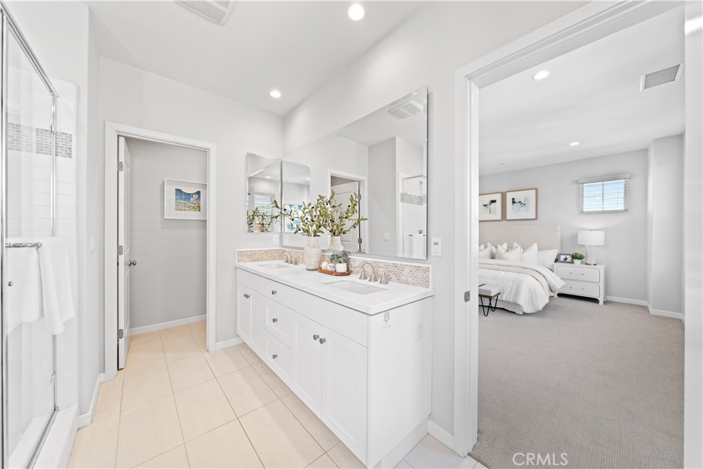 206 Milky Way Irvine, CA 92618 - Photo 28 of 57