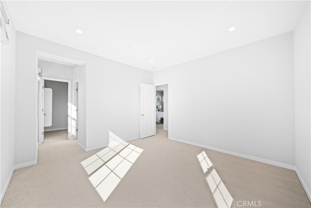 206 Milky Way Irvine, CA 92618 - Photo 32 of 57