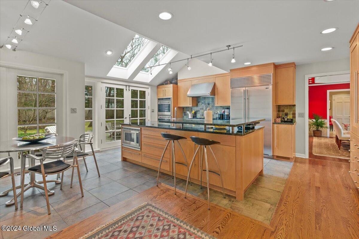 31 Colonial Green Road Colonie, NY 12211 - Photo 16 of 72 27-MW2_6582