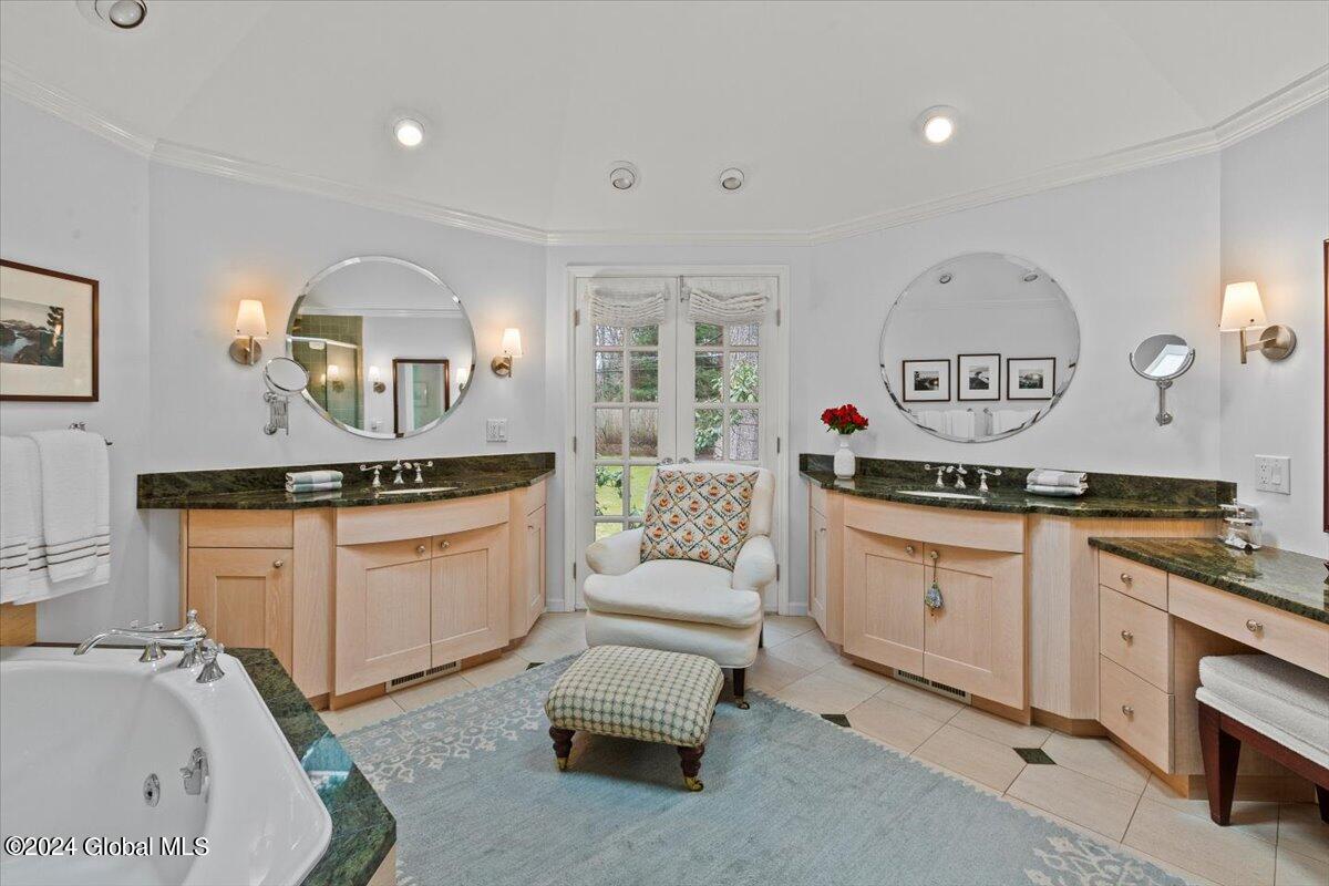 31 Colonial Green Road Colonie, NY 12211 - Photo 40 of 72 18-MW2_6539