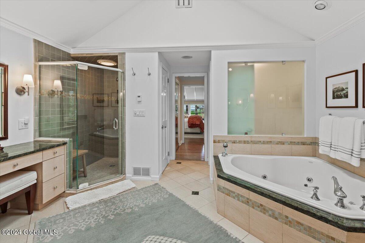 31 Colonial Green Road Colonie, NY 12211 - Photo 41 of 72 19-MW2_6545