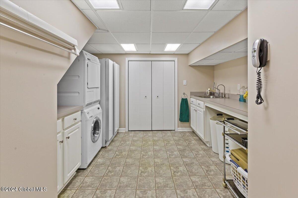 31 Colonial Green Road Colonie, NY 12211 - Photo 46 of 72 21-MW2_6553