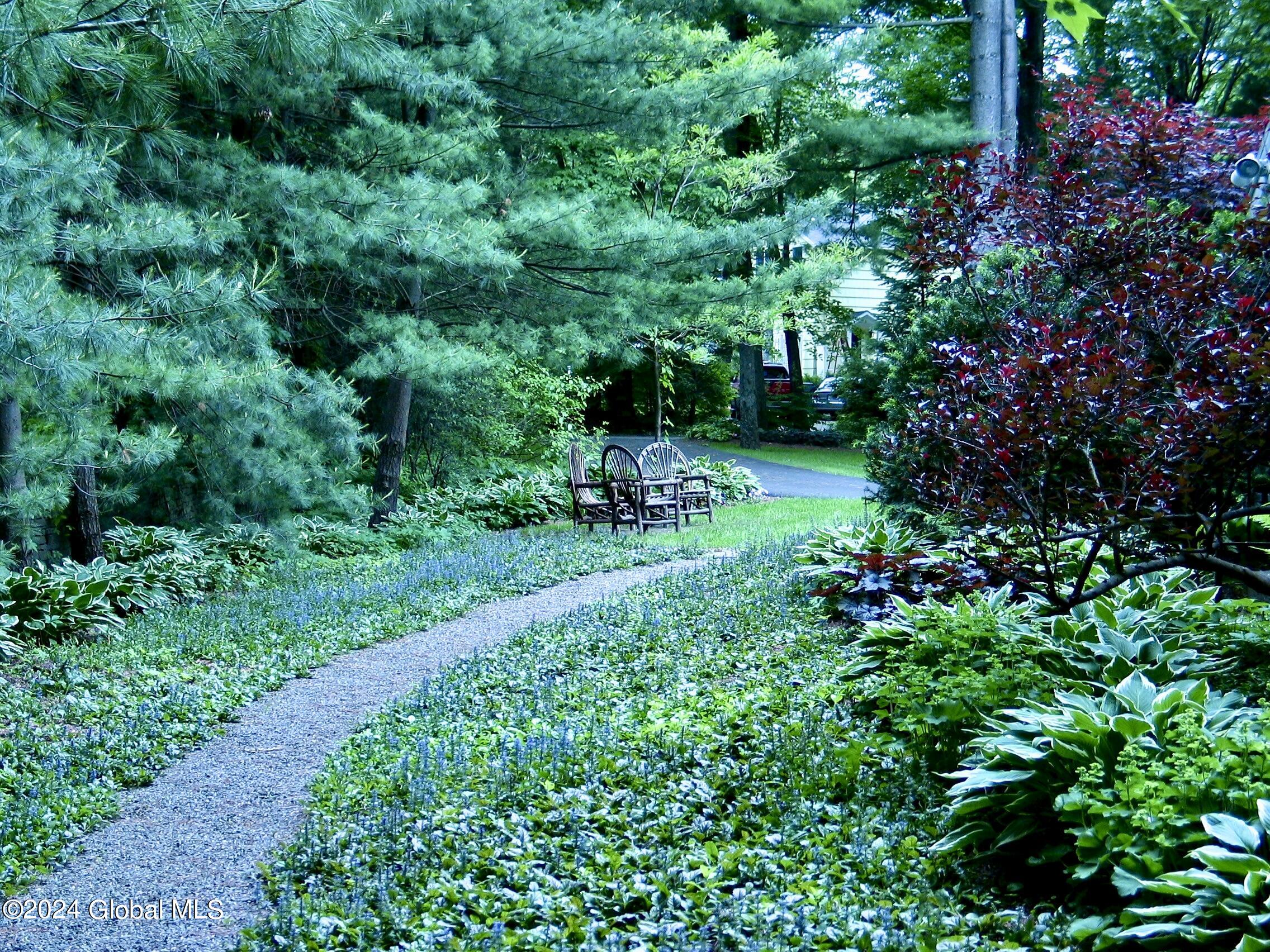 31 Colonial Green Road Colonie, NY 12211 - Photo 65 of 72 31 CG 12