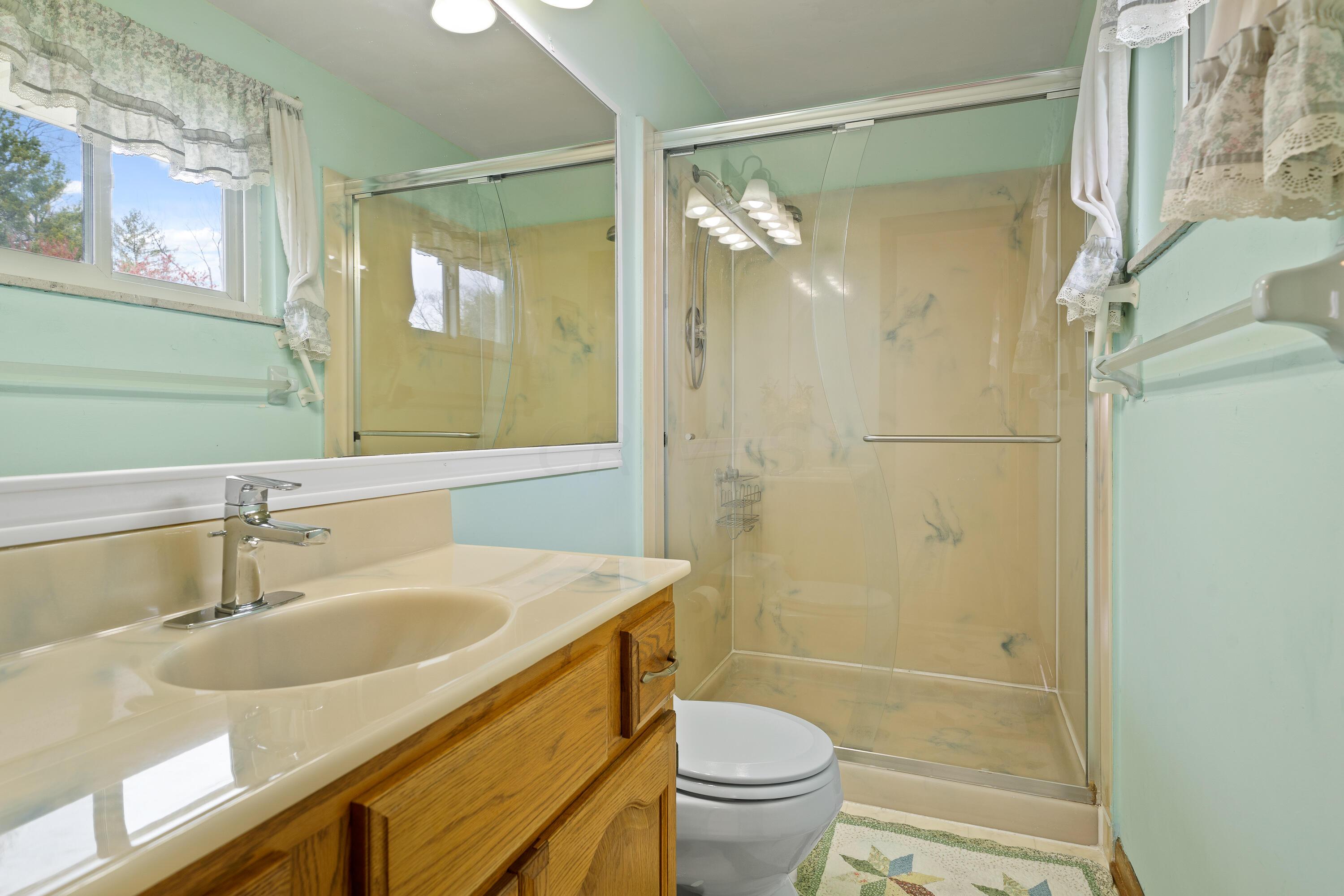 1340 Kirkley Road Upper Arlington, OH 43221 - Photo 19 of 41