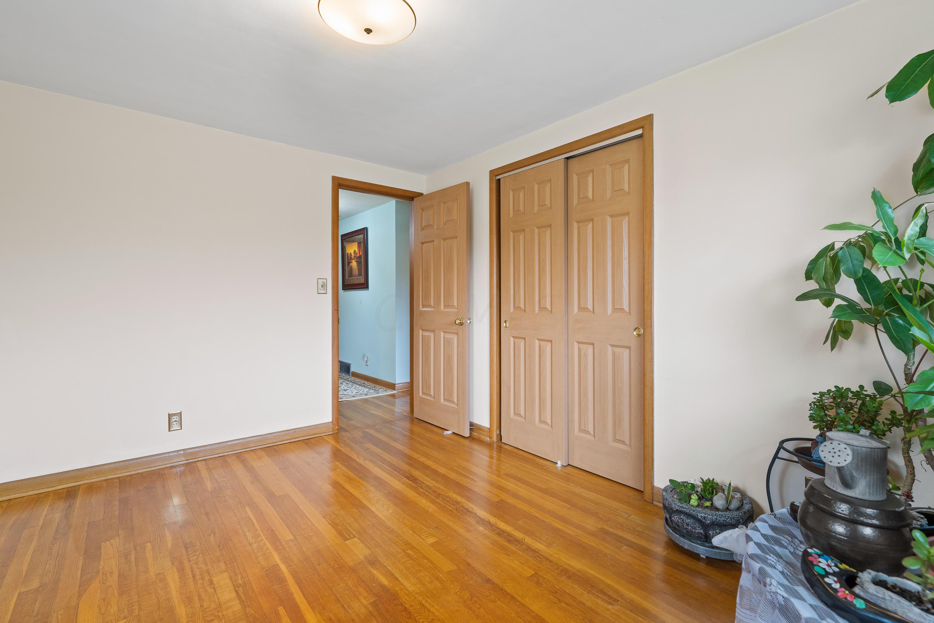 1340 Kirkley Road Upper Arlington, OH 43221 - Photo 26 of 41