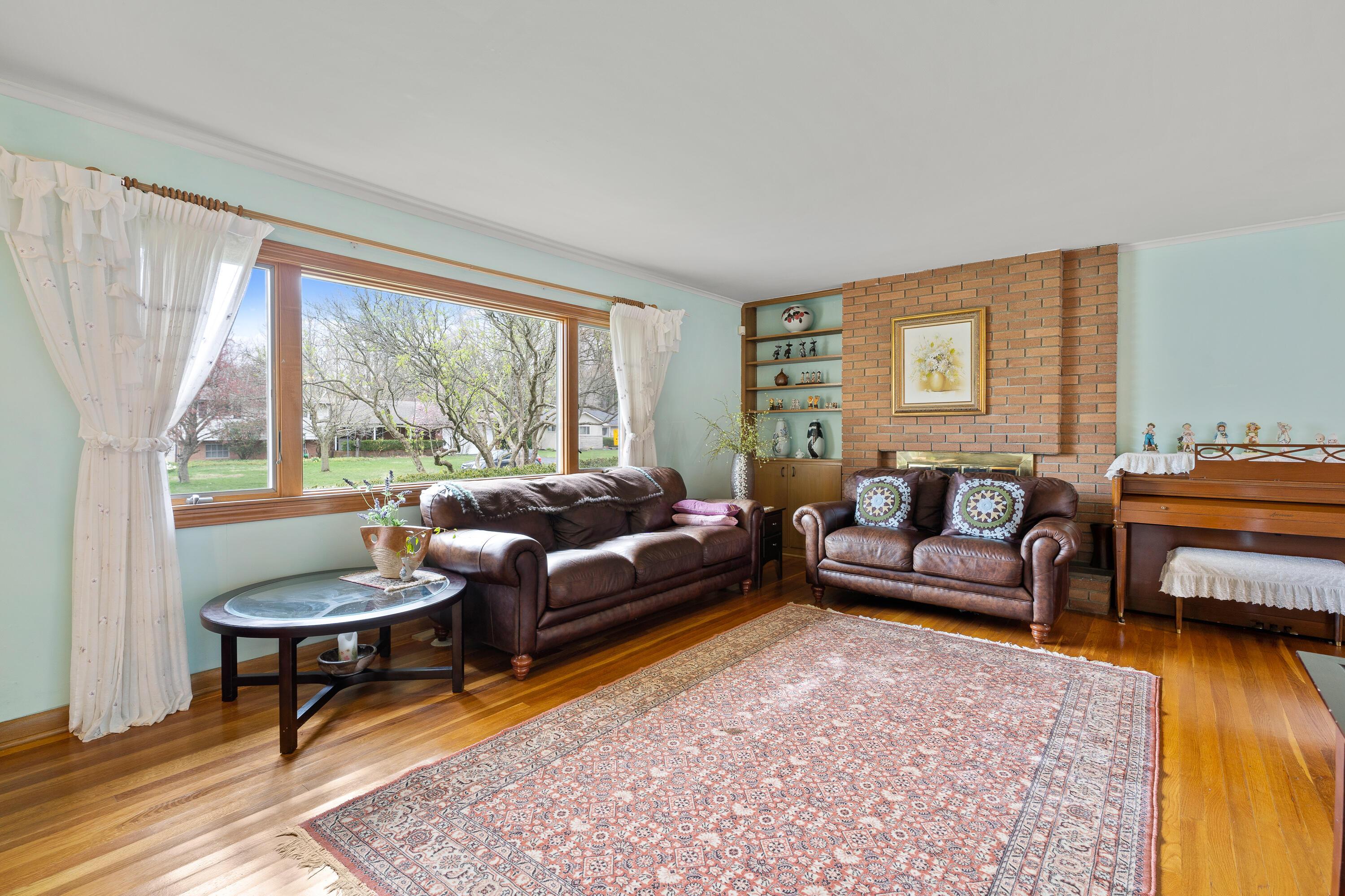 1340 Kirkley Road Upper Arlington, OH 43221 - Photo 6 of 41