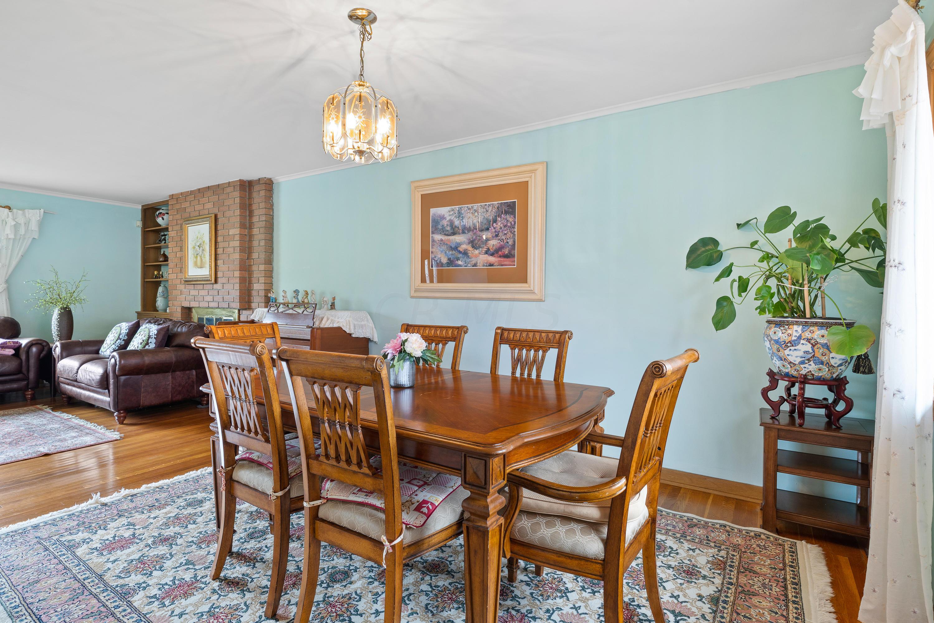 1340 Kirkley Road Upper Arlington, OH 43221 - Photo 9 of 41