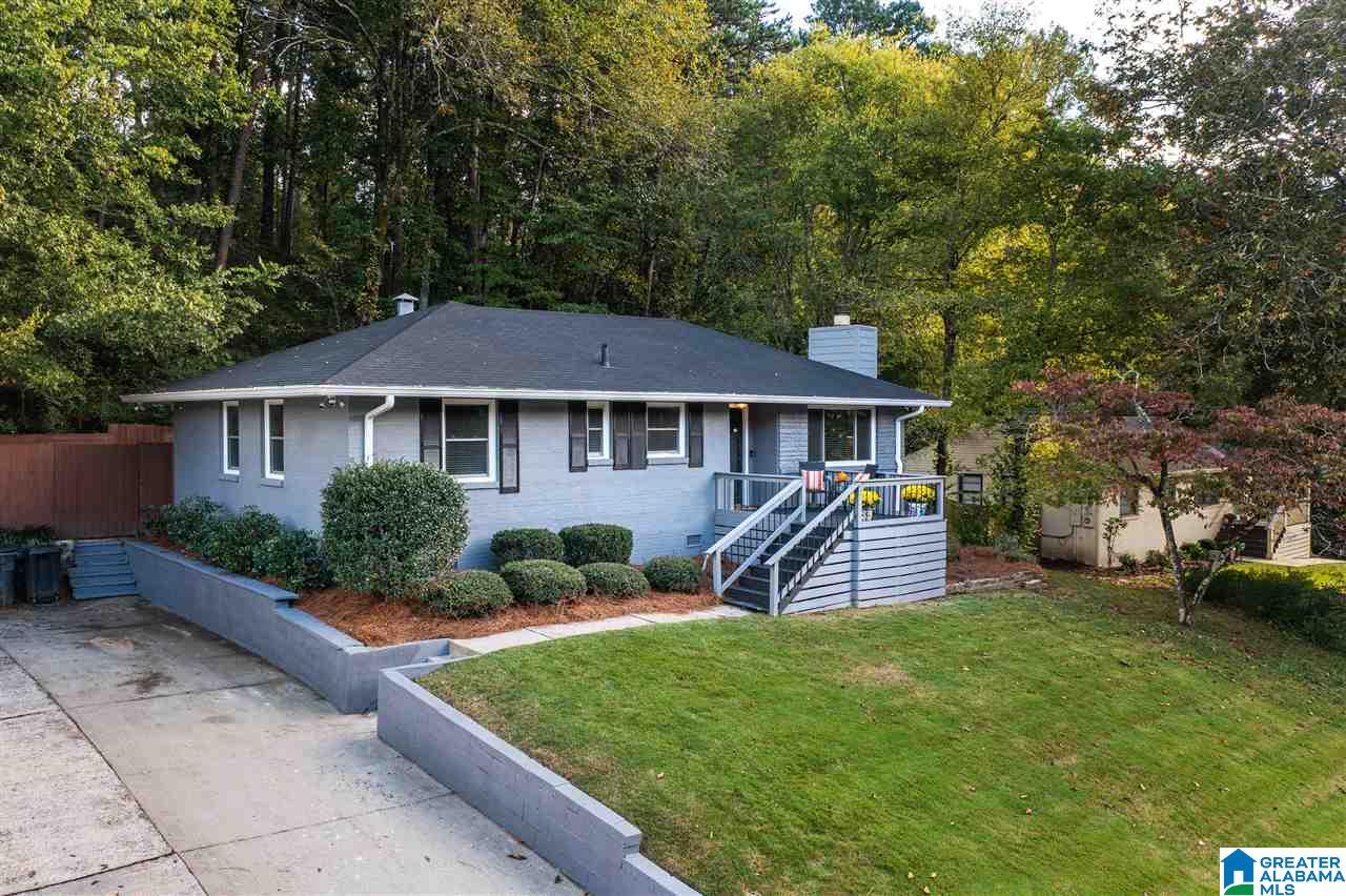 1521 Cresthill Road Birmingham, AL 35213 - Photo 3 of 40