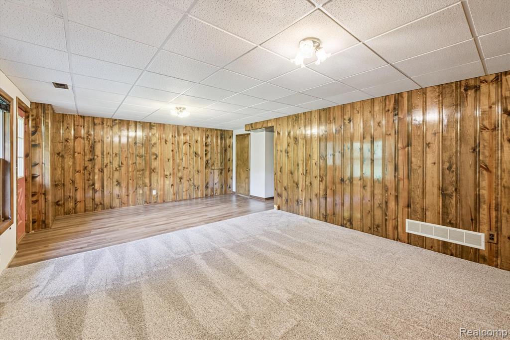 10419 Maple Road Hartland, MI 48353 - Photo 23 of 35