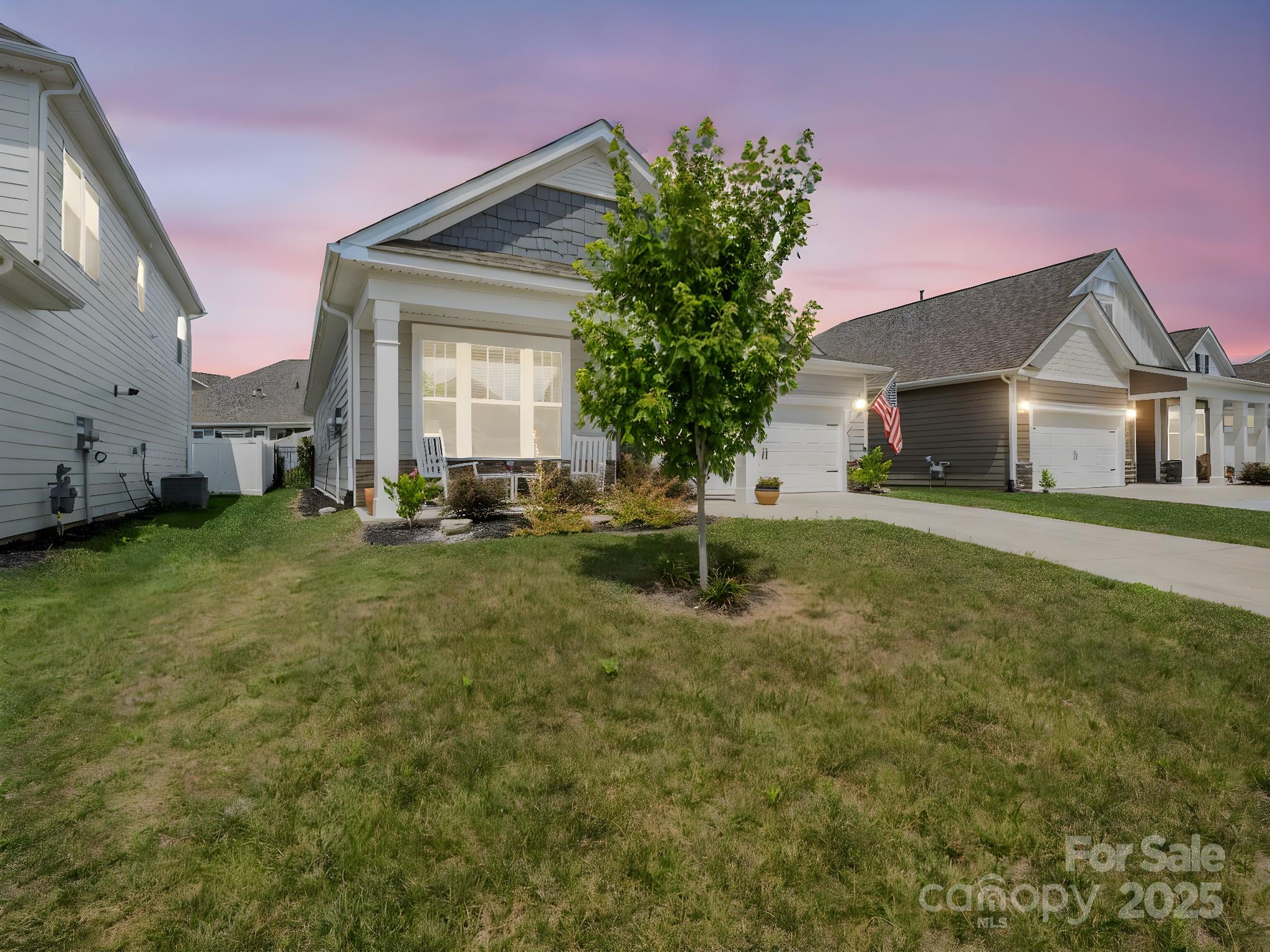 134 Fox Cove Road Hendersonville, NC 28792 - Photo 6 of 39