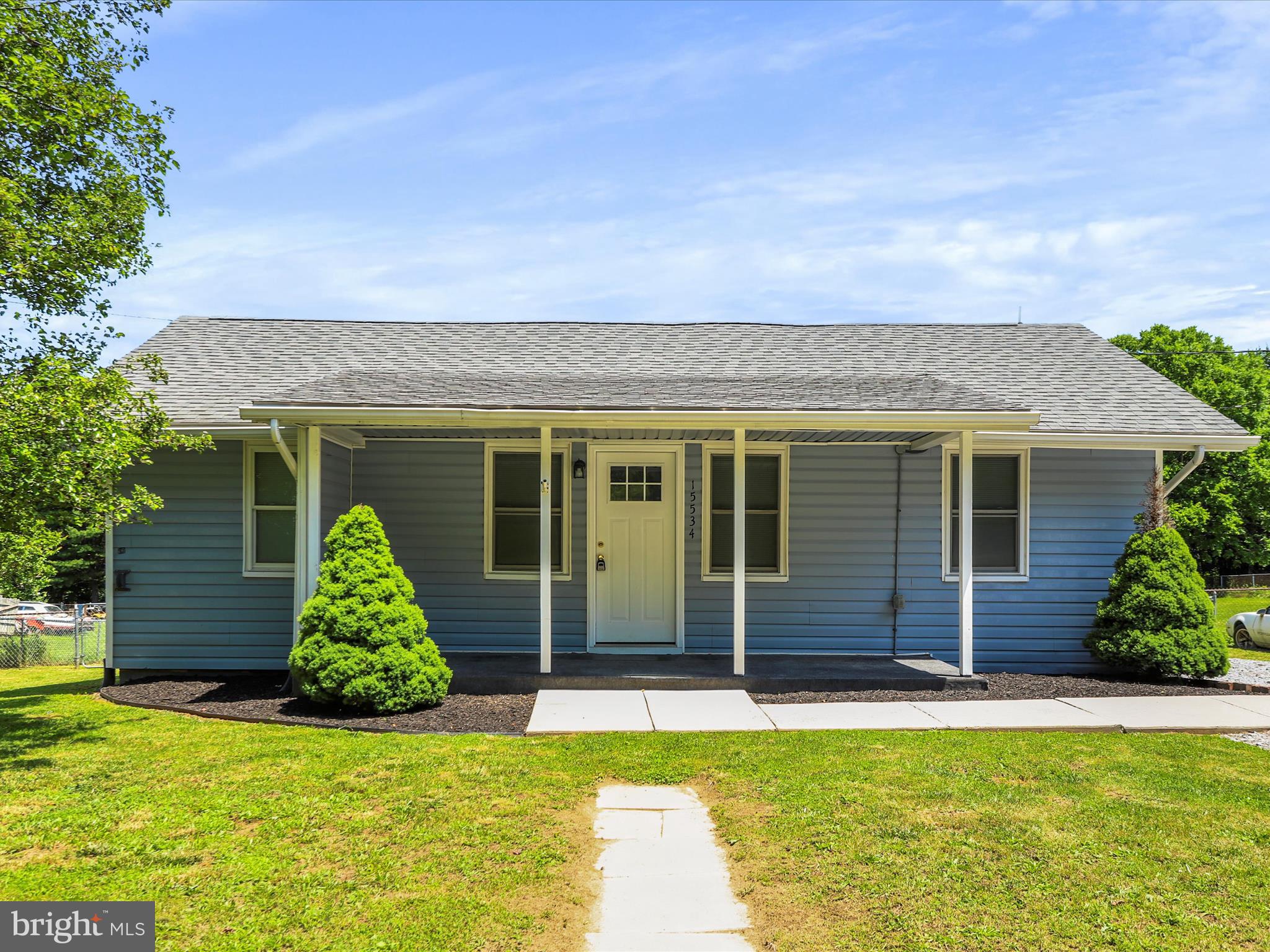 15534 Clear Spring Road Williamsport, MD 21795 - Photo 2 of 29 Gallery Image 2