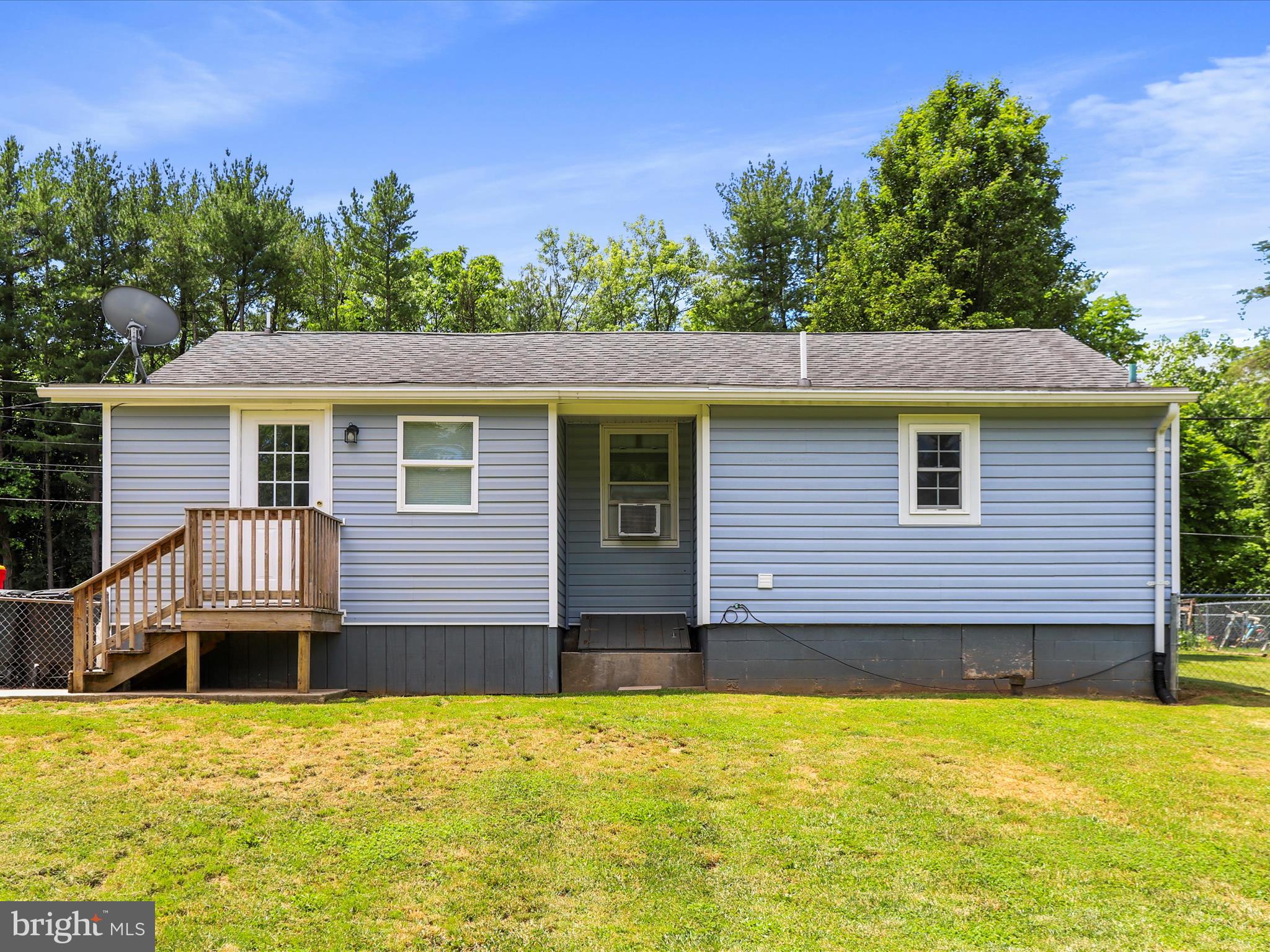 15534 Clear Spring Road Williamsport, MD 21795 - Photo 28 of 29 Gallery Image 28