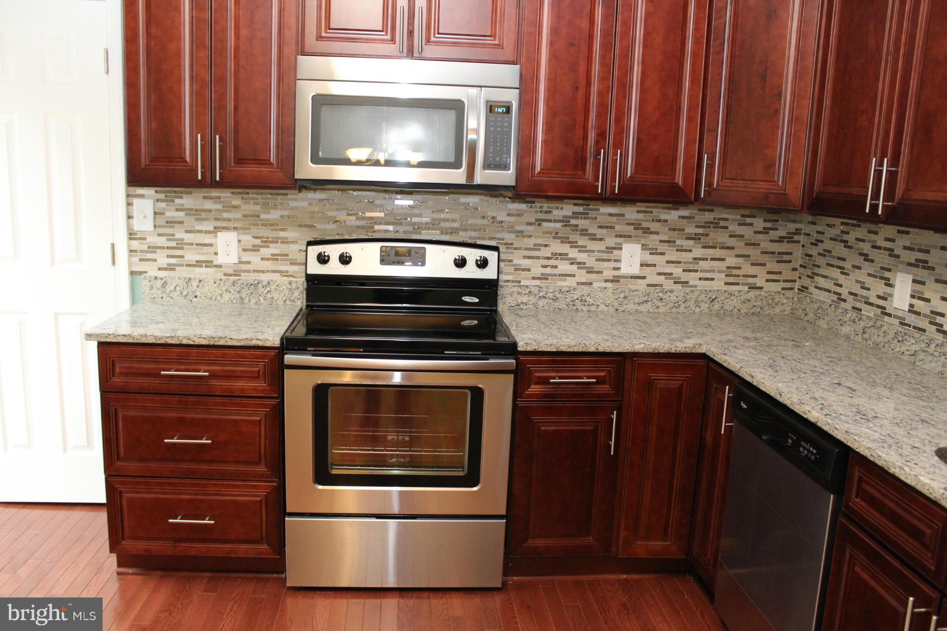 10724 Tenbrook Drive Silver Spring, MD 20901 - Photo 4 of 19 Kitchen