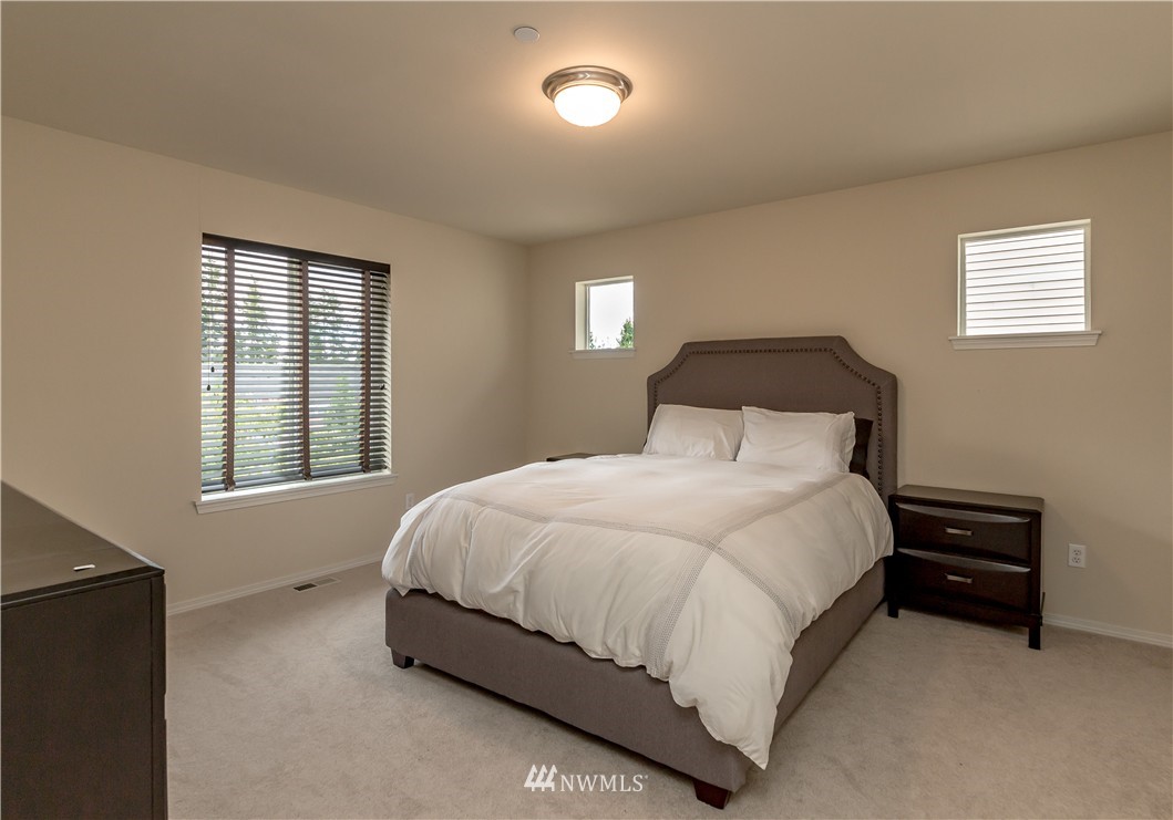1392 Foreman Road DuPont, WA 98327 - Photo 14 of 20