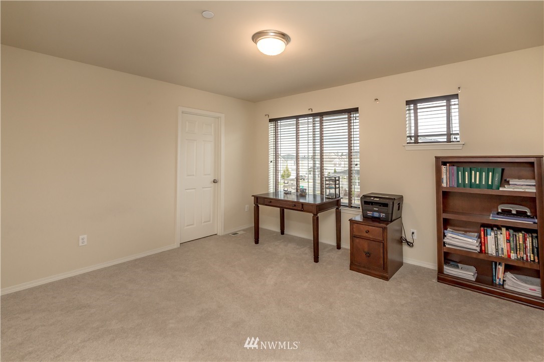 1392 Foreman Road DuPont, WA 98327 - Photo 16 of 20