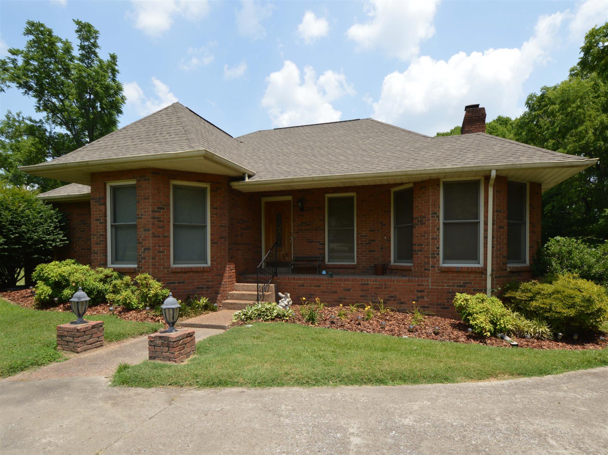 608 Lock 4 Road Gallatin, TN 37066 - Photo 2 of 20 Gallery Image 2