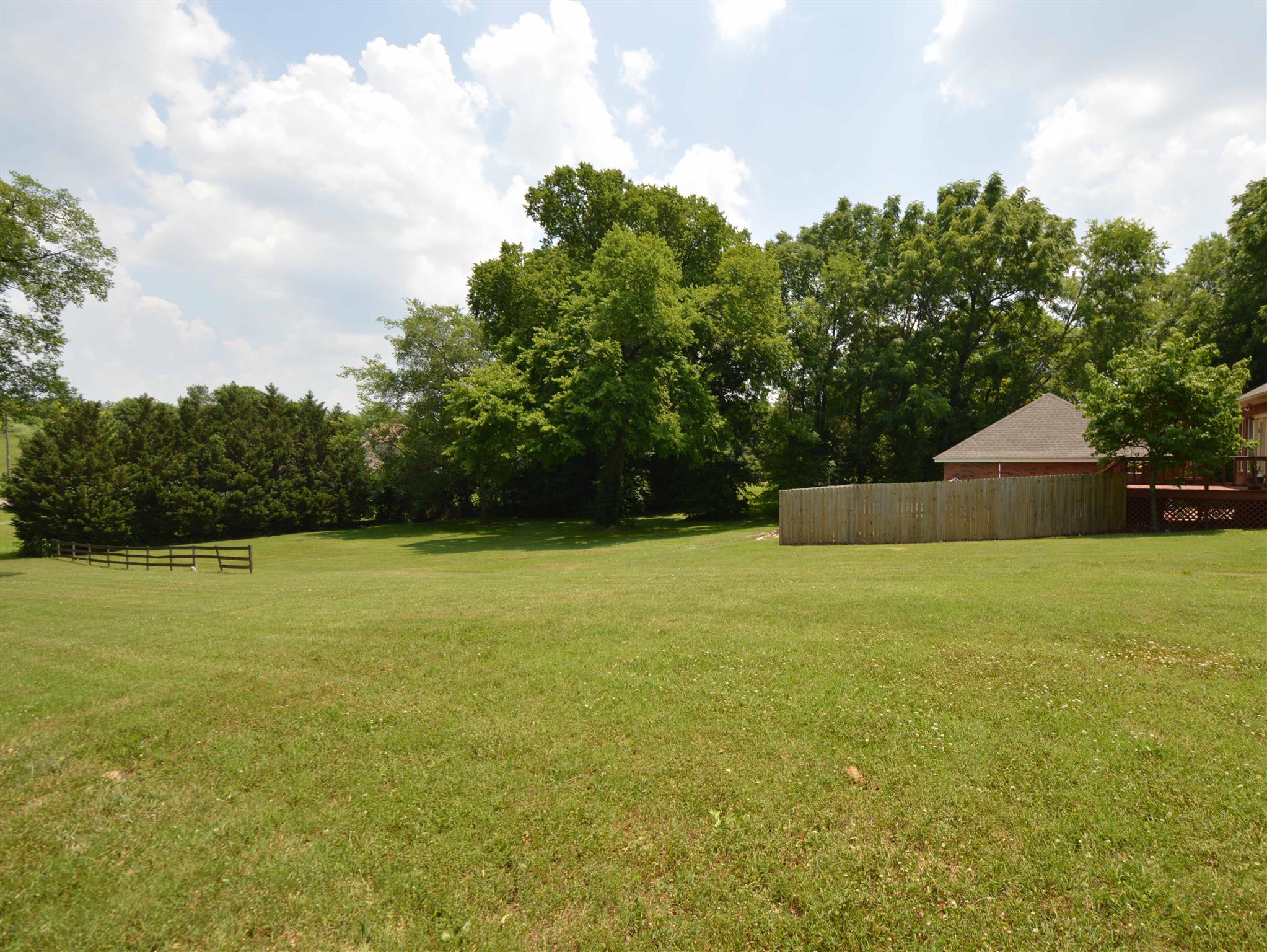 608 Lock 4 Road Gallatin, TN 37066 - Photo 6 of 20 Gallery Image 6