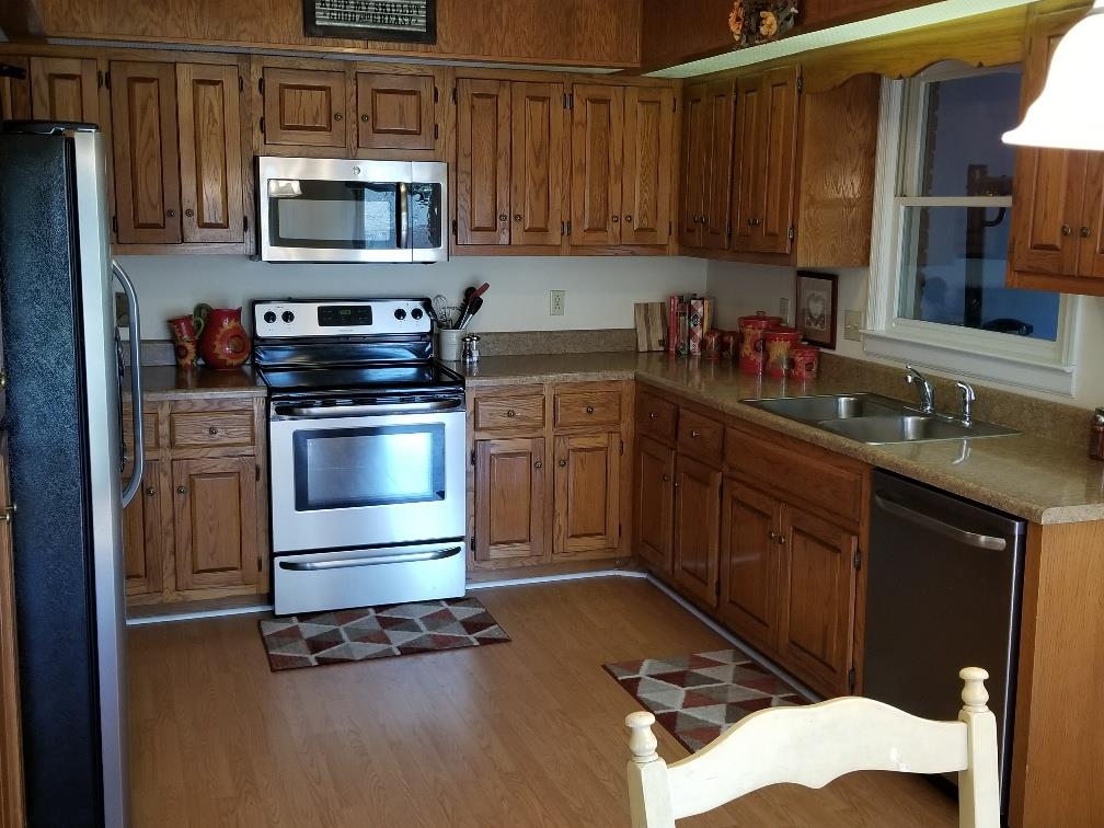 608 Lock 4 Road Gallatin, TN 37066 - Photo 8 of 20 Gallery Image 8