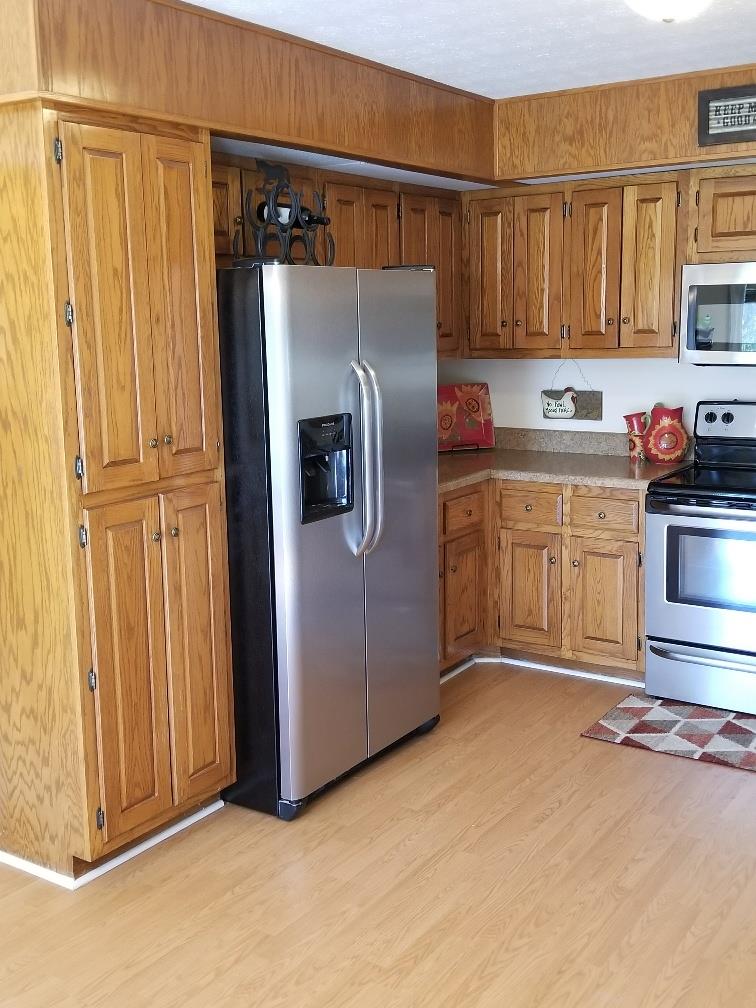 608 Lock 4 Road Gallatin, TN 37066 - Photo 9 of 20 Gallery Image 9