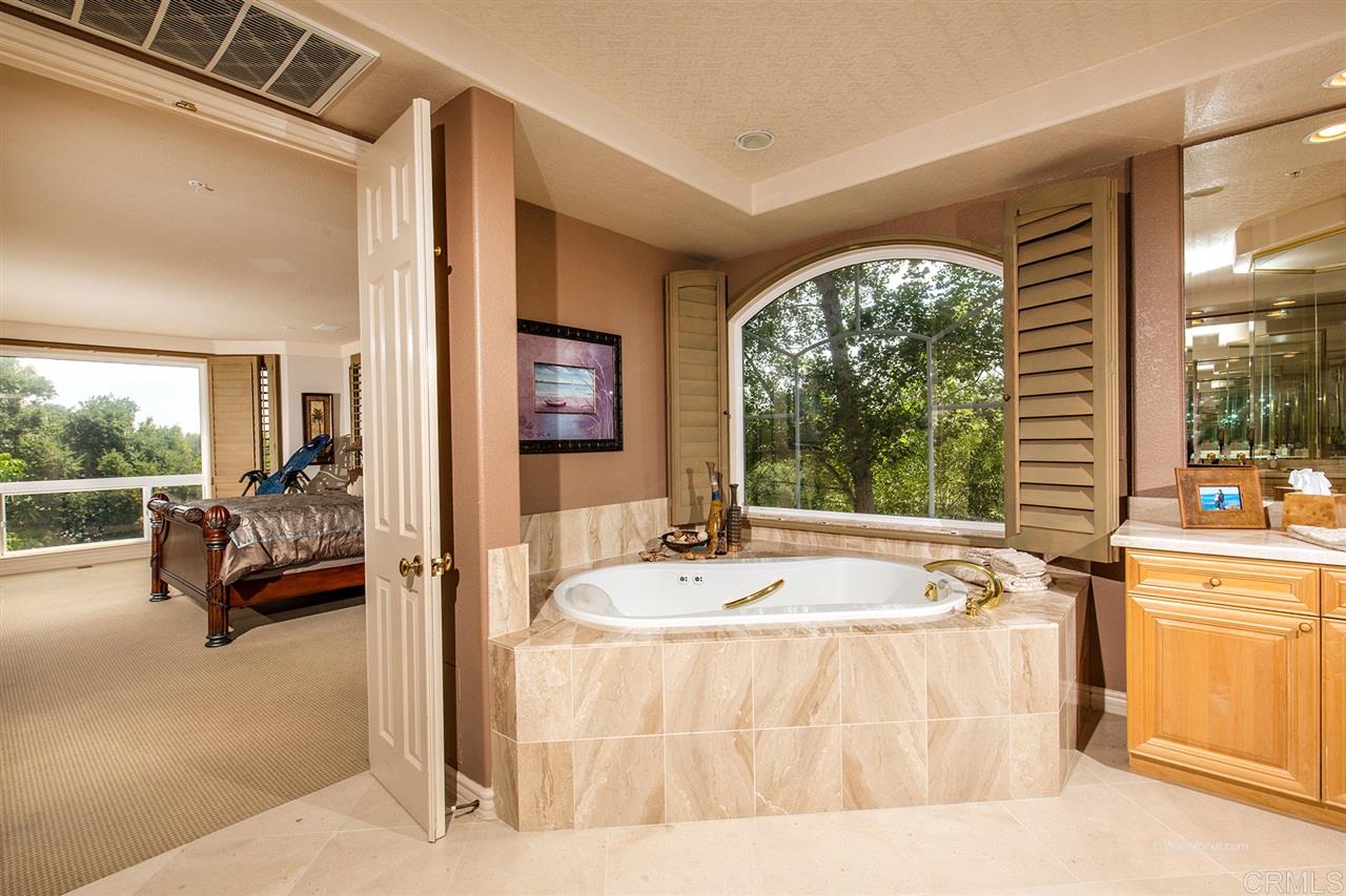 3211 Lone Hill Lane Encinitas, CA 92024 - Photo 21 of 25