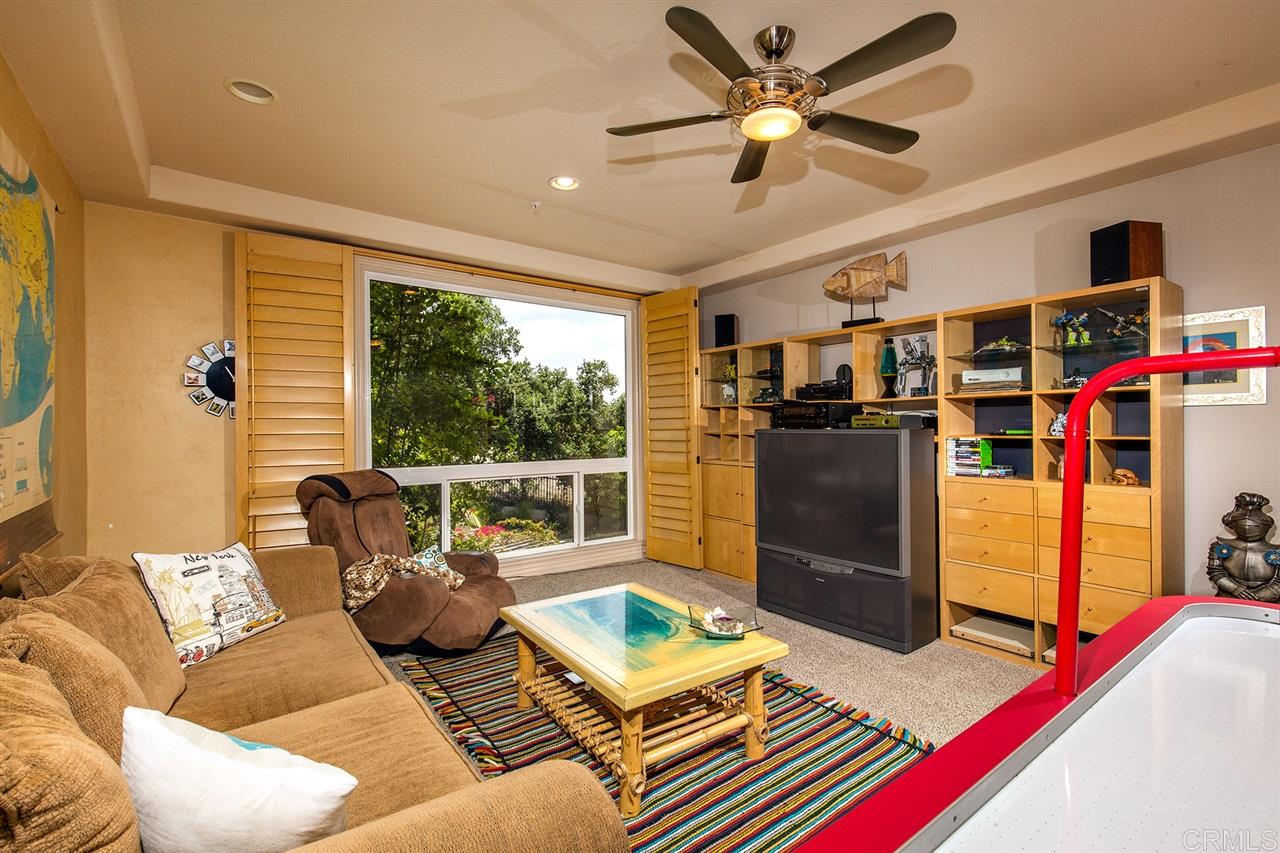 3211 Lone Hill Lane Encinitas, CA 92024 - Photo 22 of 25