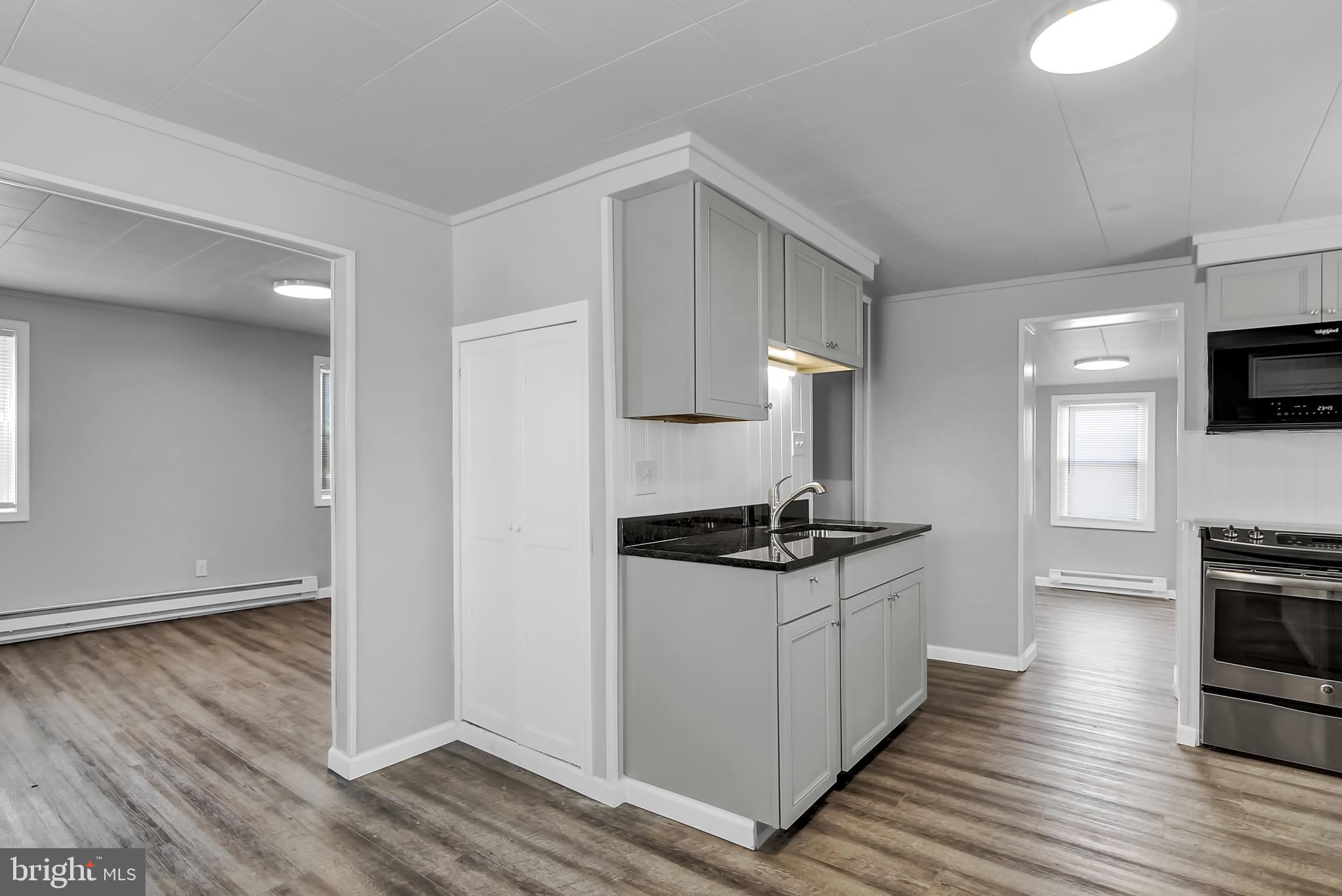 6833 Cannery Road Spring Grove, PA 17362 - Photo 4 of 22