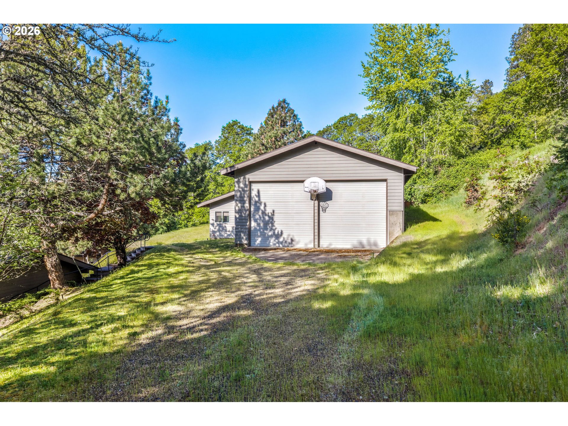 2250 Riverdale Road Hood River, OR 97031 - Photo 27 of 48