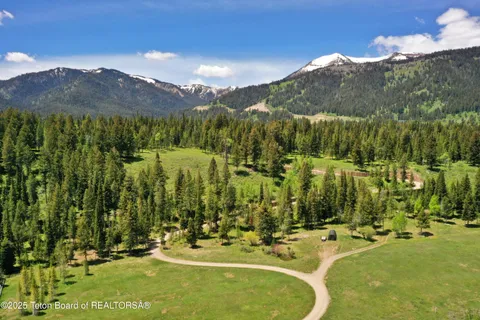 $10,380,000 | 6125-6785 West W Heck-of-a-hill & Gill Huff Road, Wilson, WY 83014