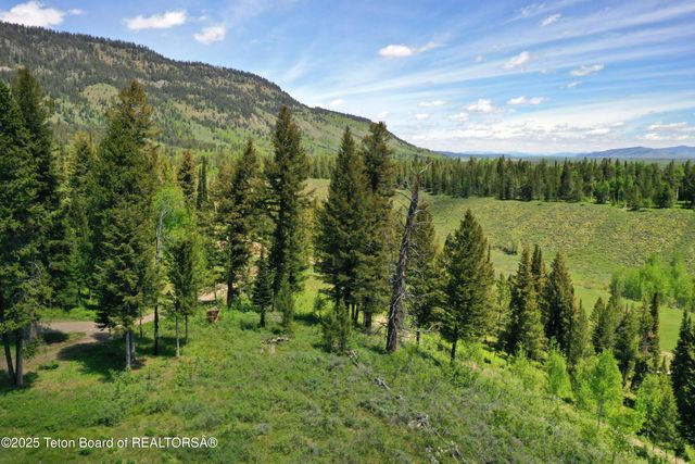 $10,380,000 | 6125-6785 West W Heck-of-a-hill & Gill Huff Road, Wilson, WY 83014
