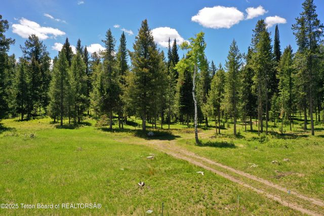 $10,380,000 | 6125-6785 West W Heck-of-a-hill & Gill Huff Road, Wilson, WY 83014