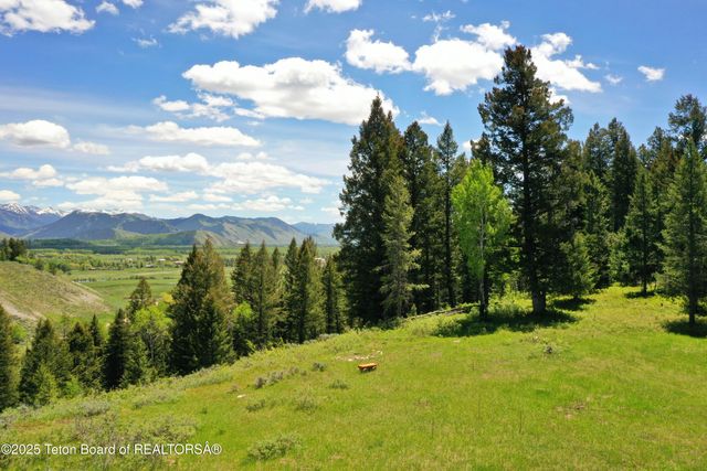 $10,380,000 | 6125-6785 West W Heck-of-a-hill & Gill Huff Road, Wilson, WY 83014