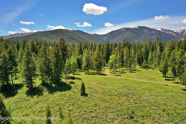 $10,380,000 | 6125-6785 West W Heck-of-a-hill & Gill Huff Road, Wilson, WY 83014