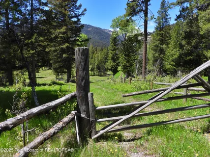 $10,380,000 | 6125-6785 West W Heck-of-a-hill & Gill Huff Road, Wilson, WY 83014