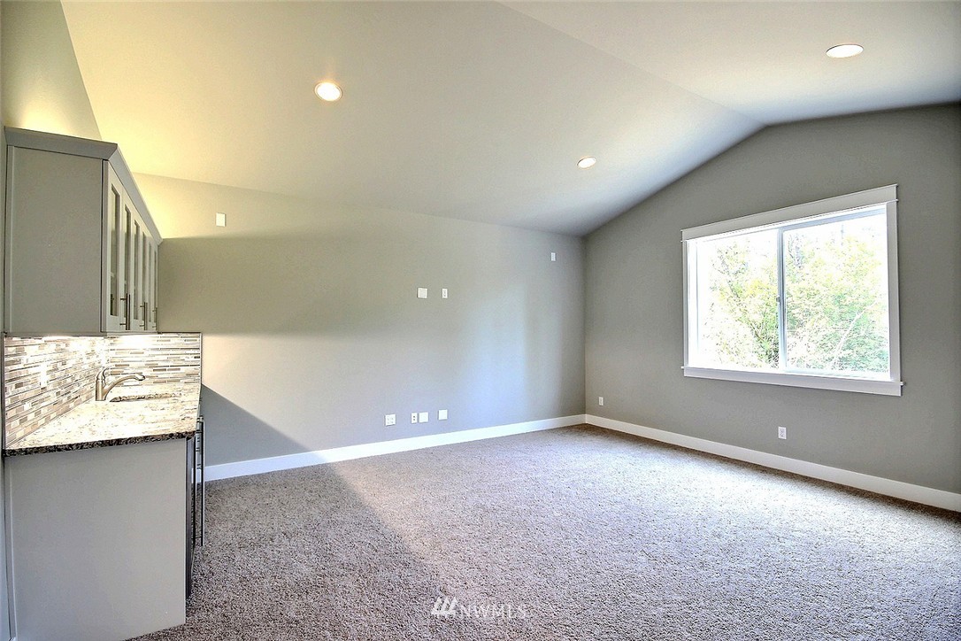 1510 231st Street Southwest Bothell, WA 98021 - Photo 11 of 14