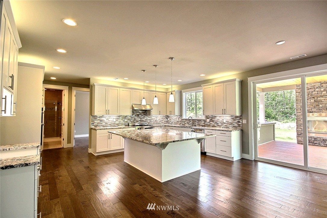 1510 231st Street Southwest Bothell, WA 98021 - Photo 4 of 14