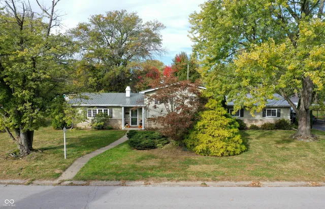 $320,000 | 601 Sherwood Drive, Crawfordsville, IN 47933