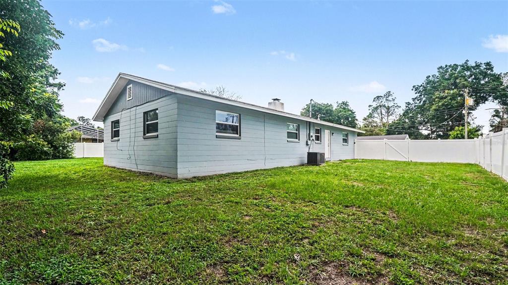 2135 Northeast 6th Place Ocala, FL 34470 - Photo 21 of 22