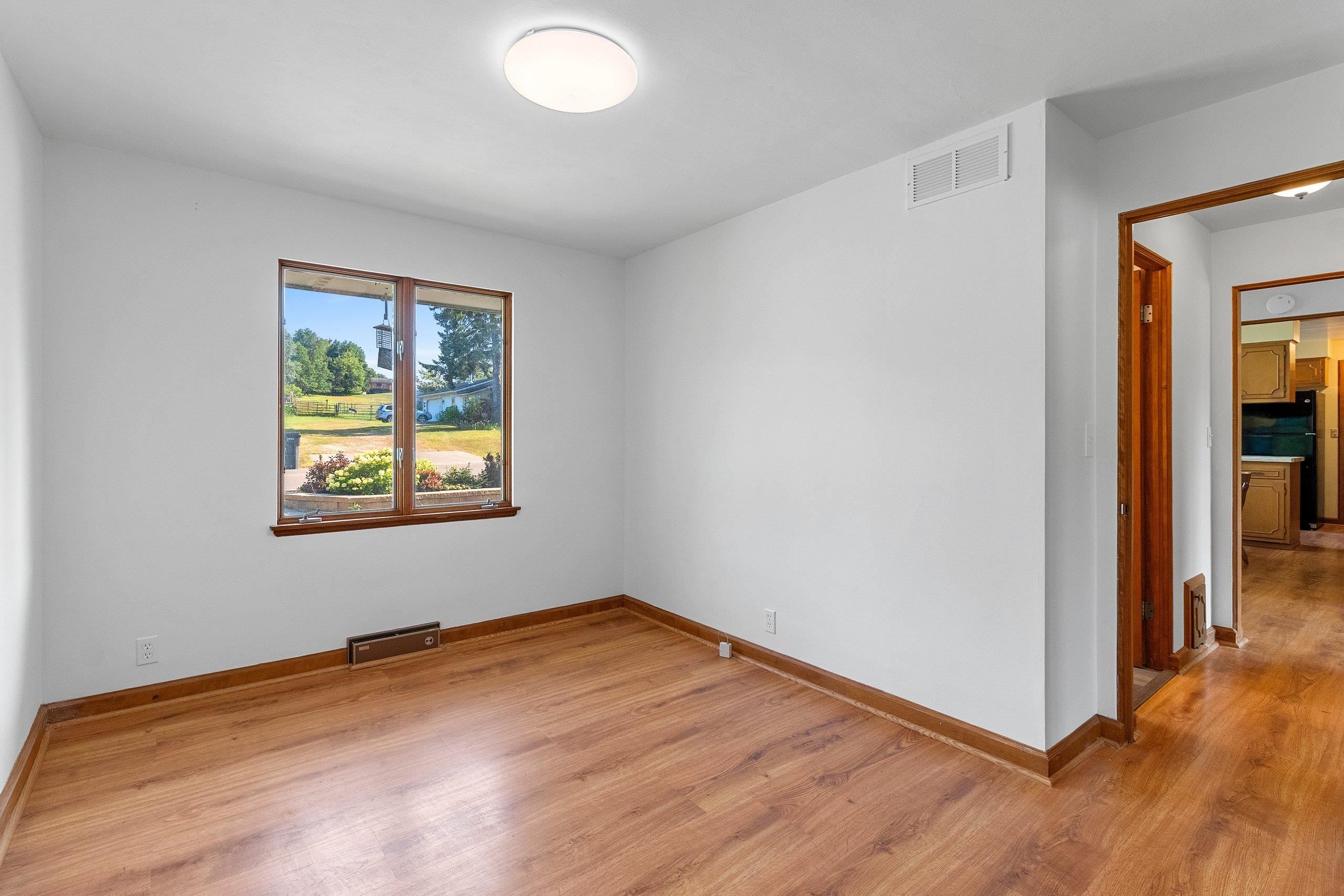 E6356 County Road North Manawa, WI 54949 - Photo 19 of 41 Gallery Image 19