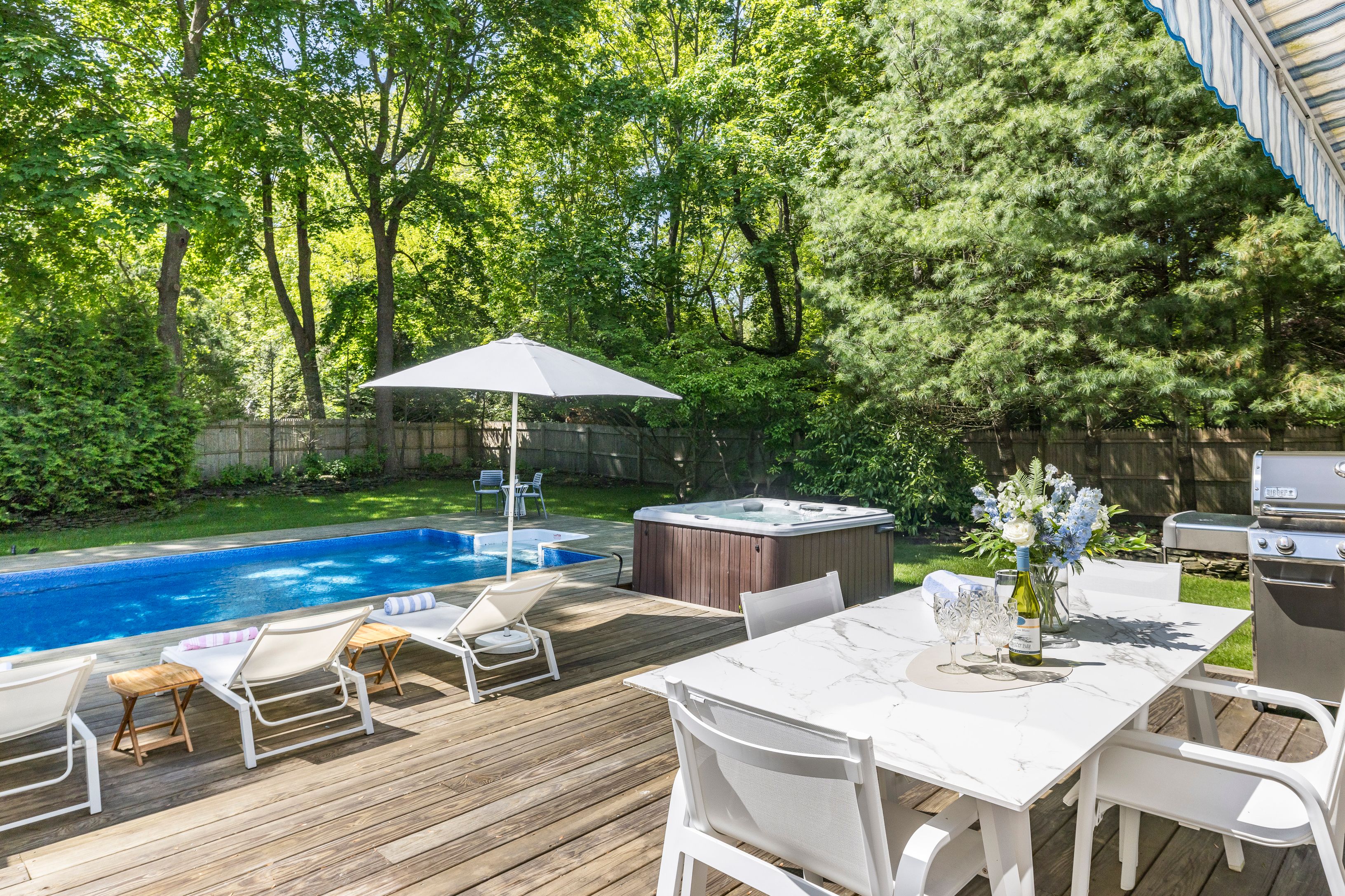 4594 Noyack Road Sag Harbor, NY 11963 - Photo 9 of 30