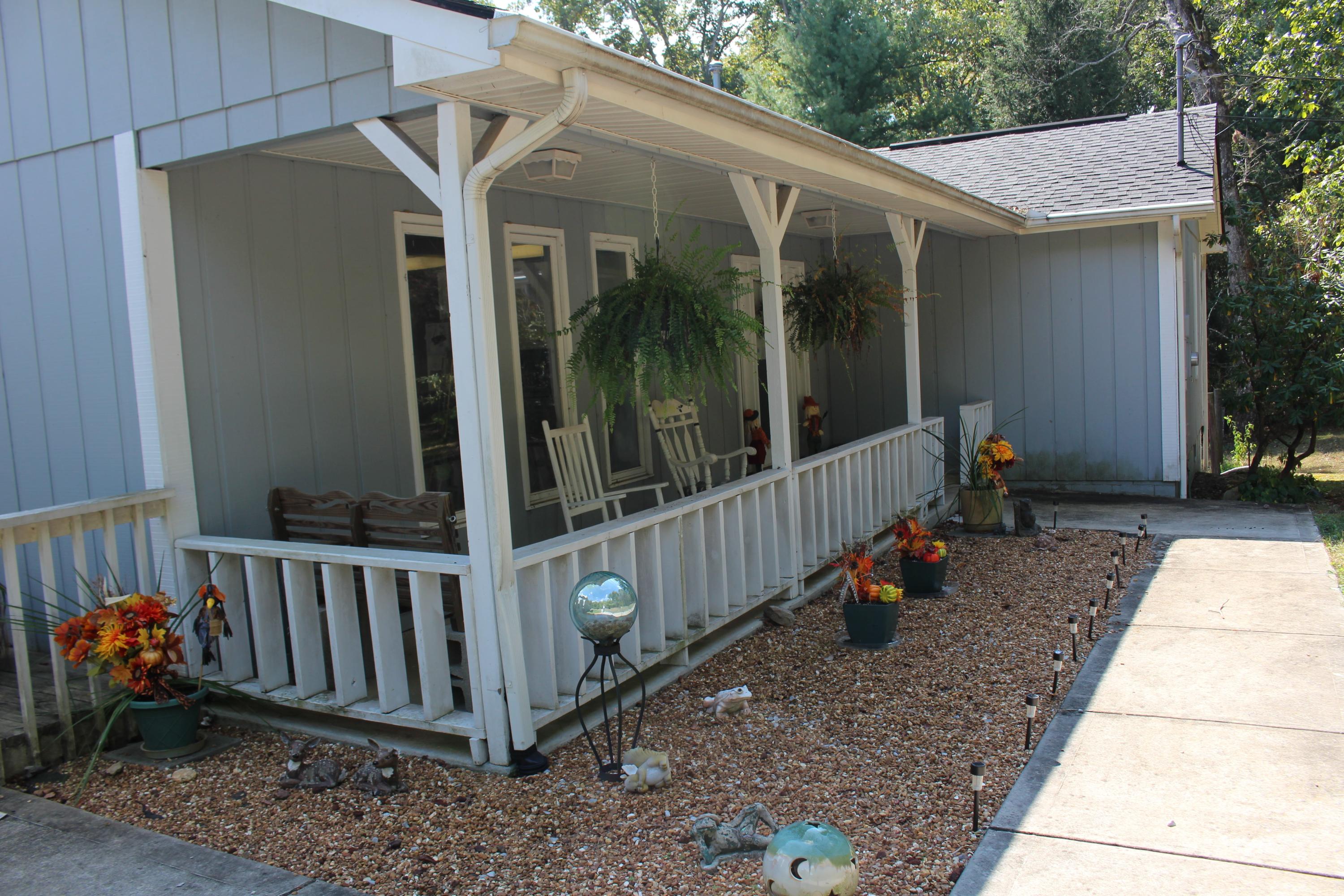 451 Hatler Road Crossville, TN 38555 - Photo 3 of 30 Front Porch