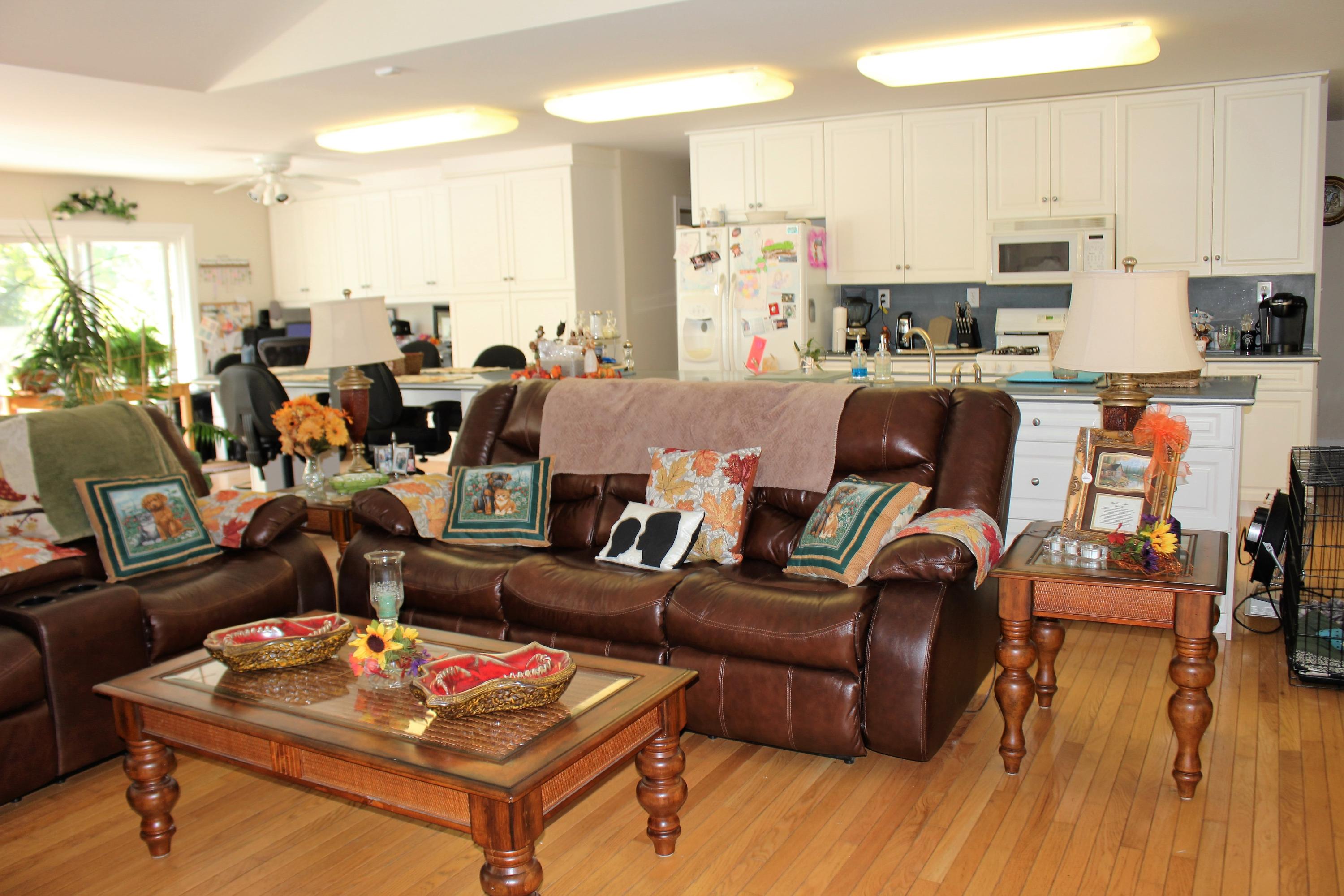 451 Hatler Road Crossville, TN 38555 - Photo 8 of 30 Living room to kitchen