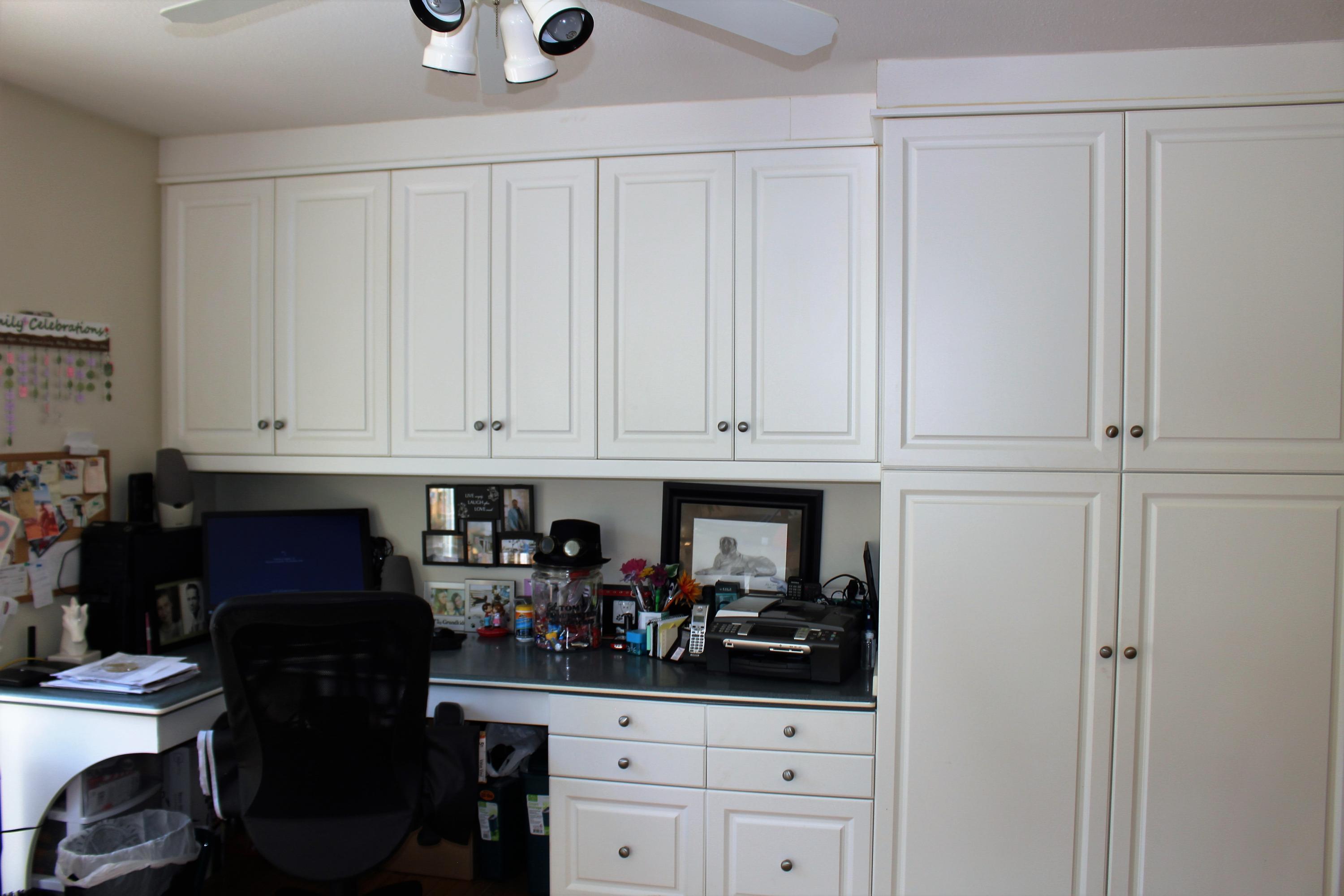 451 Hatler Road Crossville, TN 38555 - Photo 10 of 30 Office Nook w/cabinets