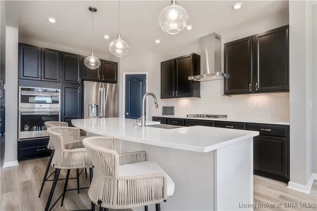 $599,900 | 1935 Augusta Parkway, Henryville, IN 47126