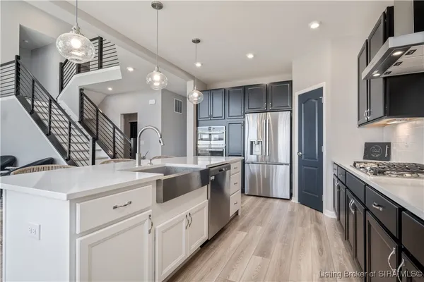 $599,900 | 1935 Augusta Parkway, Henryville, IN 47126