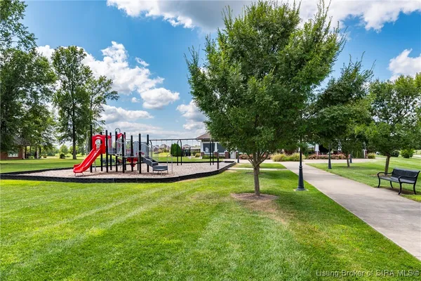 $599,900 | 1935 Augusta Parkway, Henryville, IN 47126