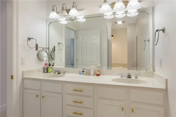 $359,000 | 141 Highway 22, Unit E2, Madisonville, LA 70447